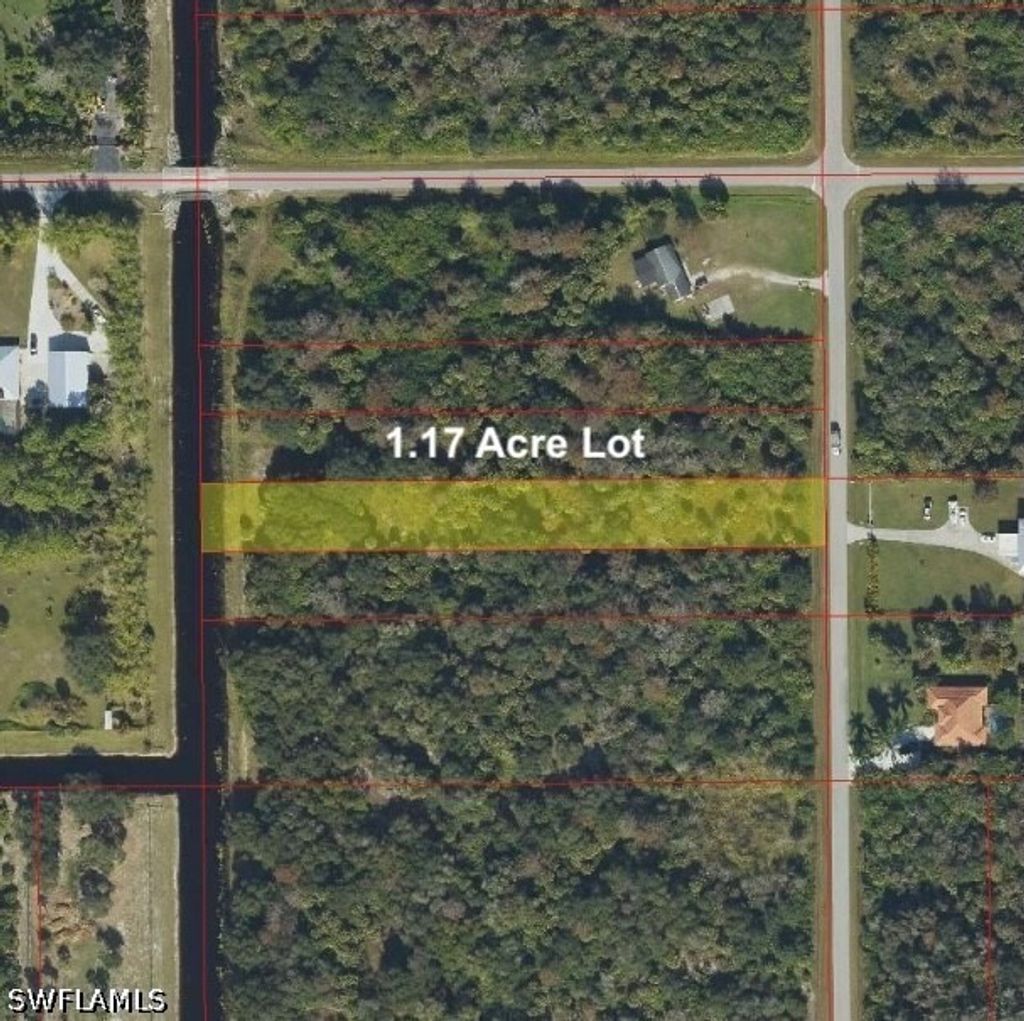 4045 Wilson Blvd N, Naples