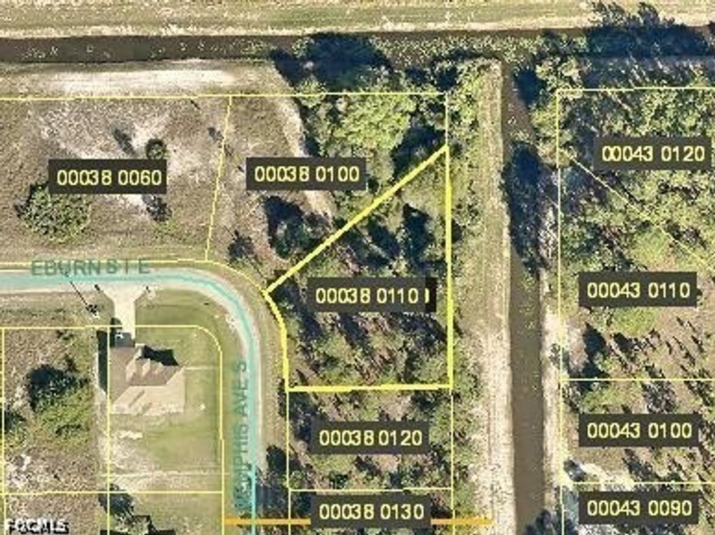 933 Memphis Ave, Lehigh Acres