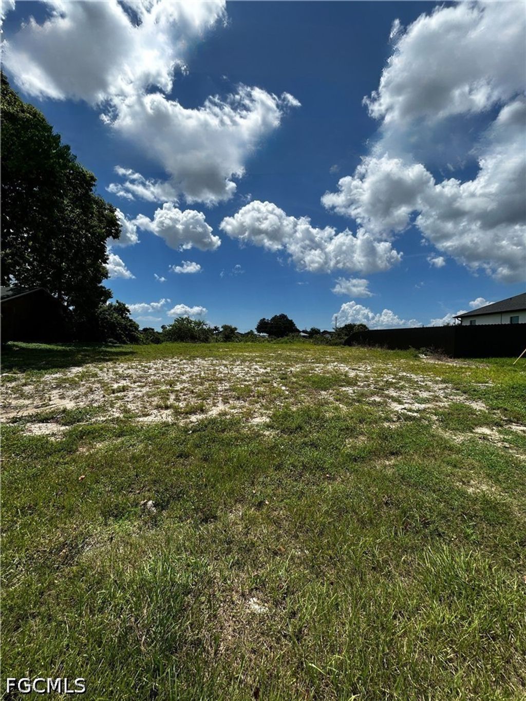 2710 Nw 4th Pl, CAPE CORAL