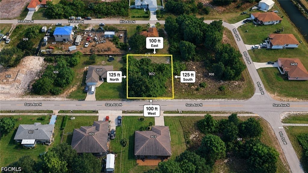 902 Sara Ave N, LEHIGH ACRES