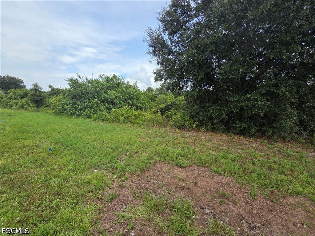 1970 Broadpoint Dr, Punta Gorda