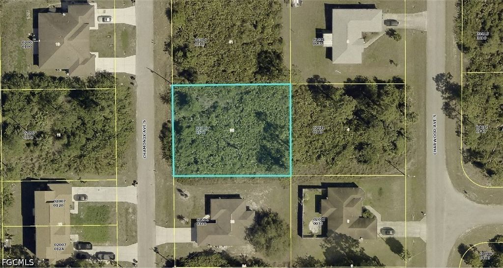 385 Chamonix Ave S, LEHIGH ACRES