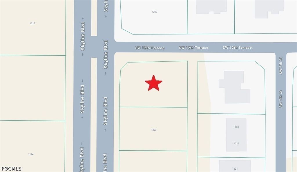 1217 Skyline Blvd, Cape Coral