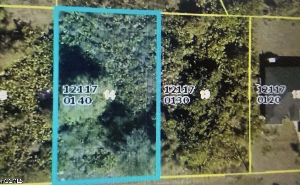 2504 12th St Sw, LEHIGH ACRES