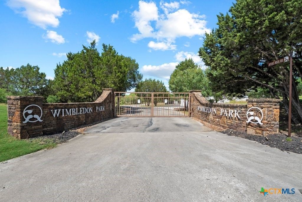 831 Ayers Rock Road, New Braunfels