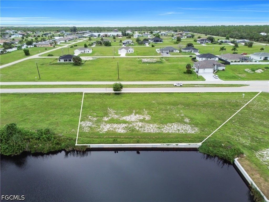 4003 Old Burnt Store Rd N, CAPE CORAL