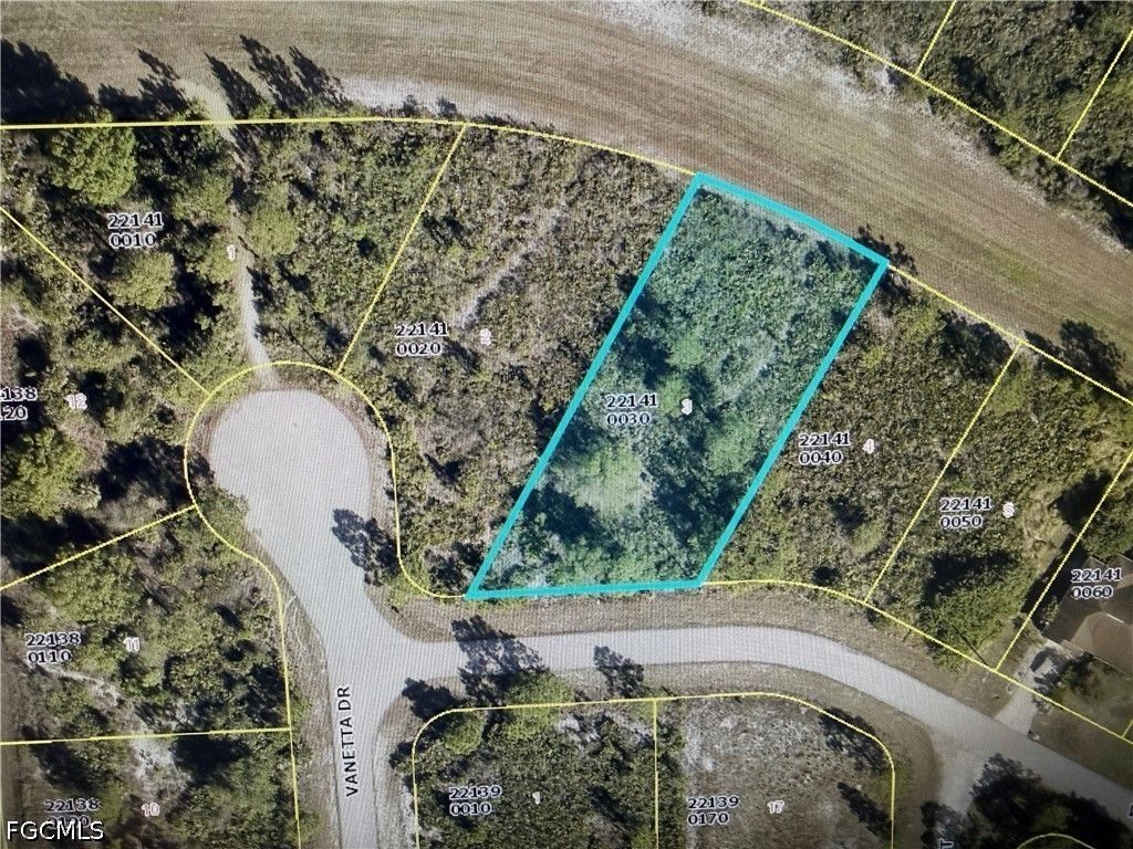 1870 Valmont St, LEHIGH ACRES