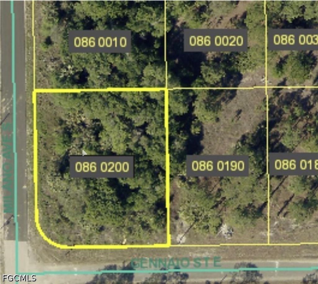 1233 Gennaio St E, LEHIGH ACRES