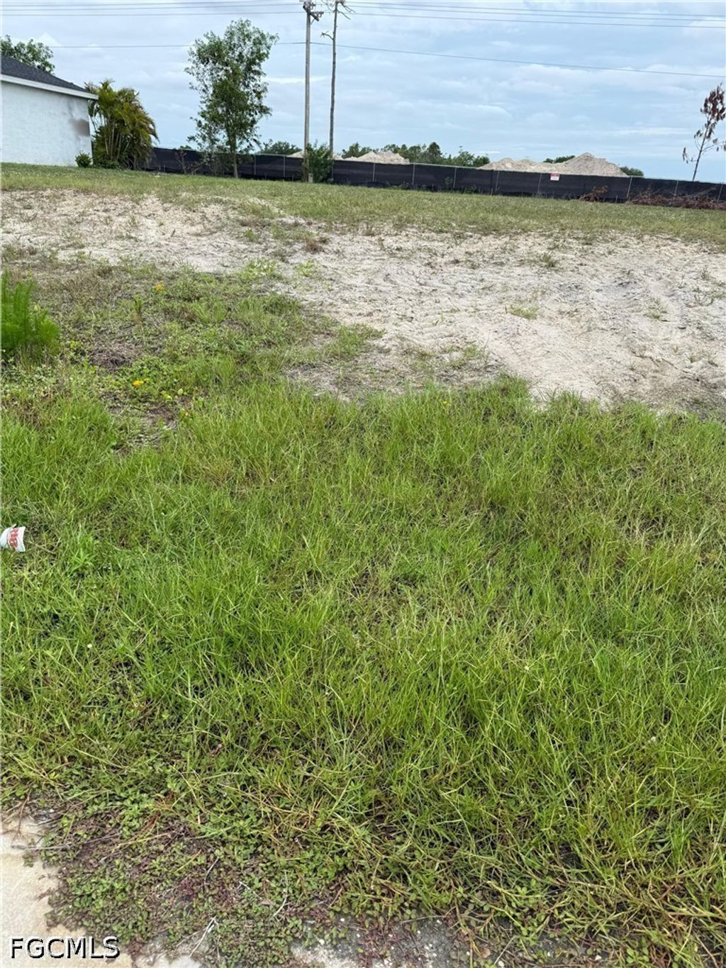 1828 Sw 32nd St, CAPE CORAL