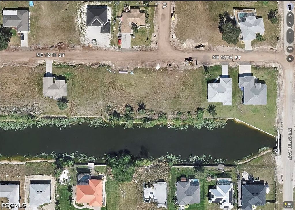 1212 Ne 12th St, CAPE CORAL