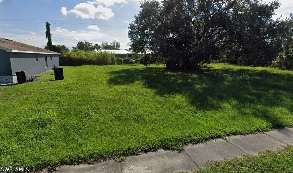 2037 Jaylen Watkins St, Fort Myers
