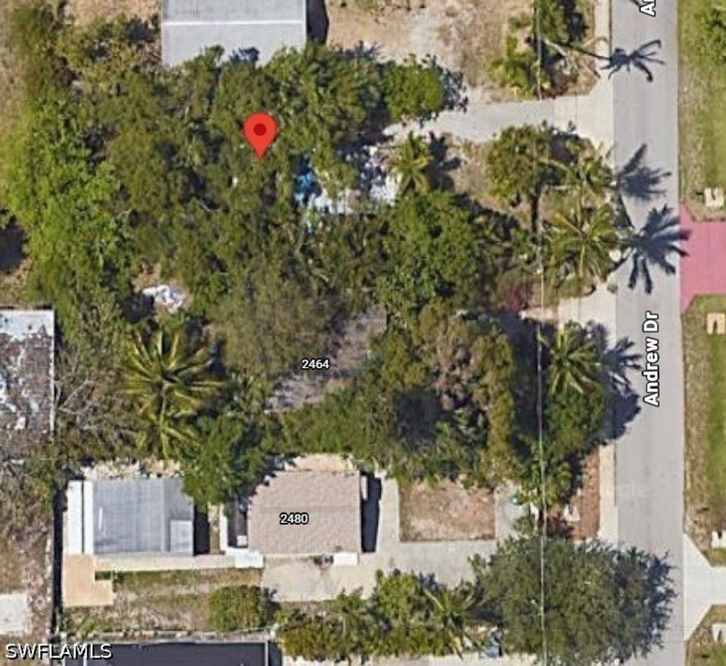 2448 Andrew Dr, Naples