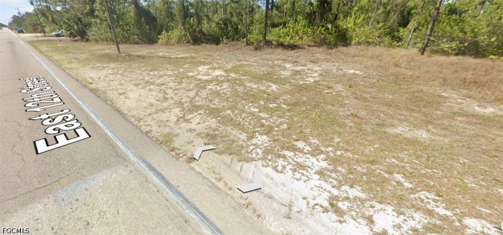 410 E 12th St, Lehigh Acres