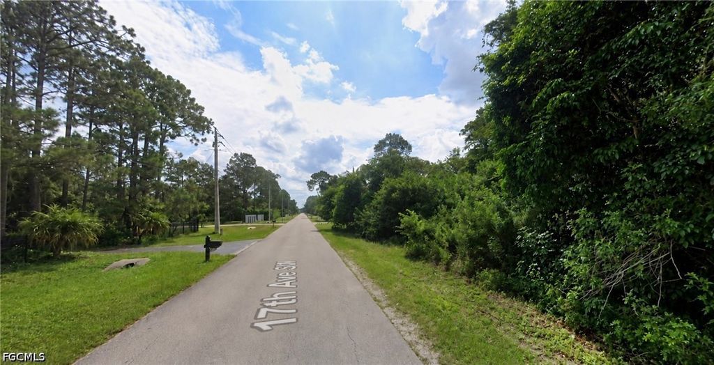 17th Ave Sw, NAPLES