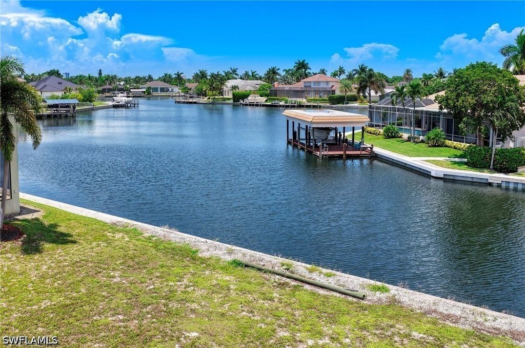 1674 Briarwood Ct, MARCO ISLAND