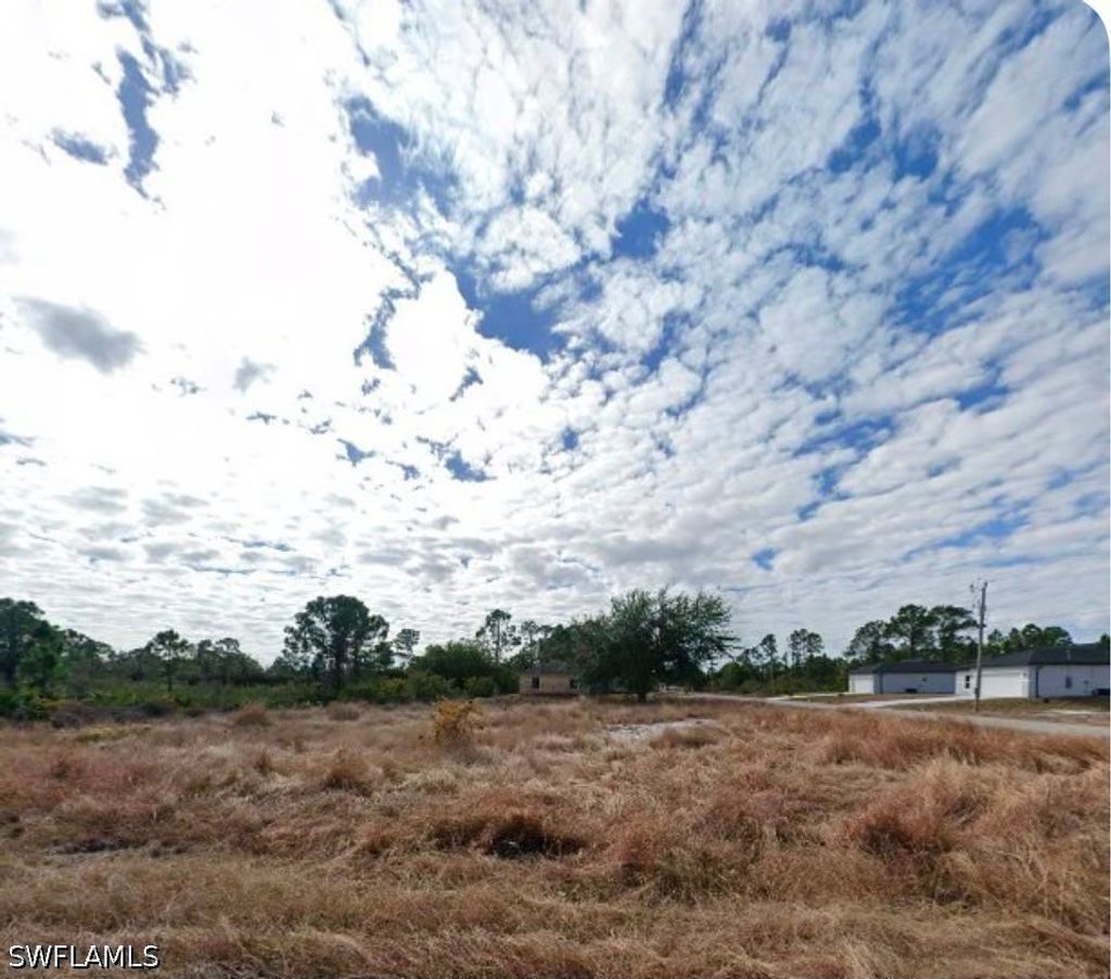 1106 Chiefland St E, Lehigh Acres