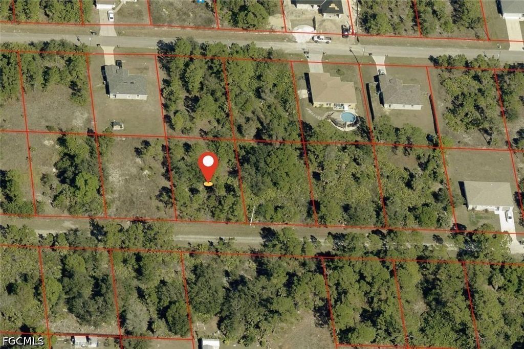 3310 41st St W, LEHIGH ACRES