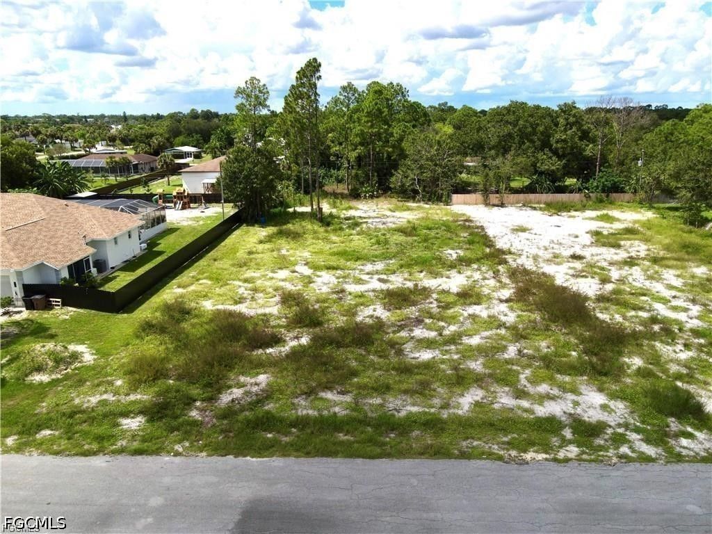 607 Columbus Ave, LEHIGH ACRES