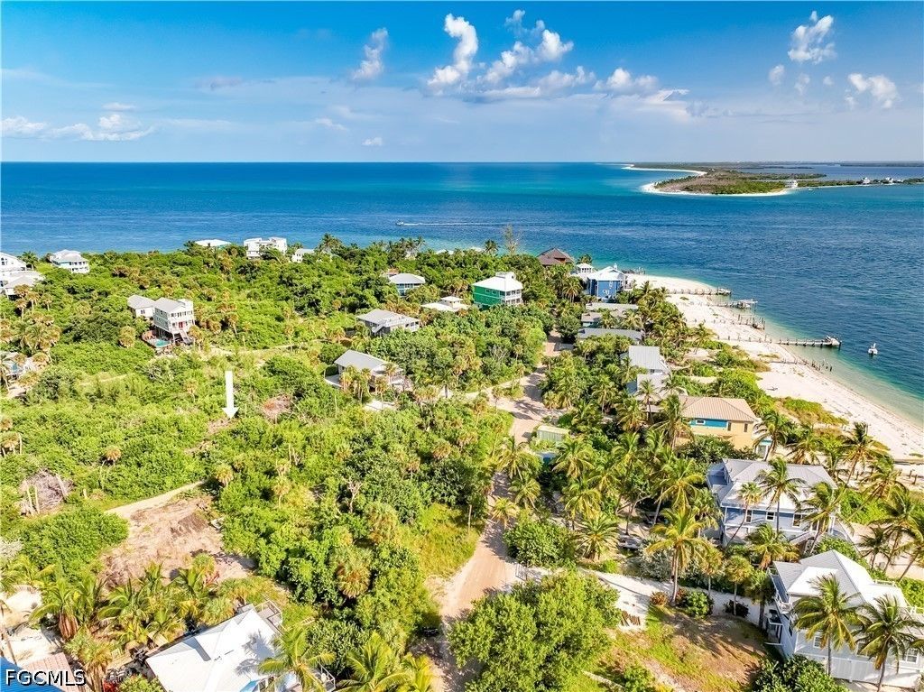 160 Mourning Dove Dr, CAPTIVA