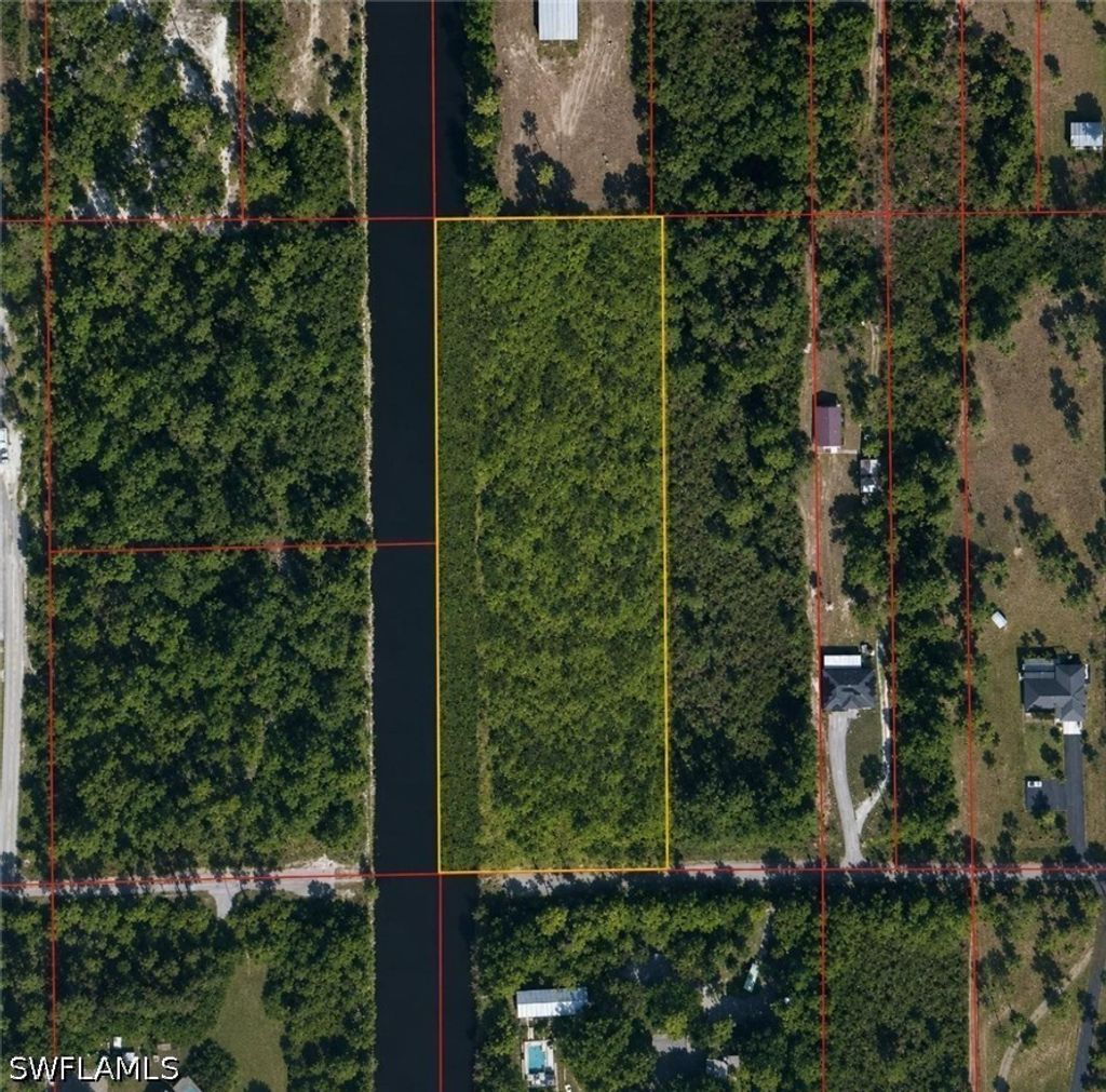 20th Ave Ne Ne Ave, Naples