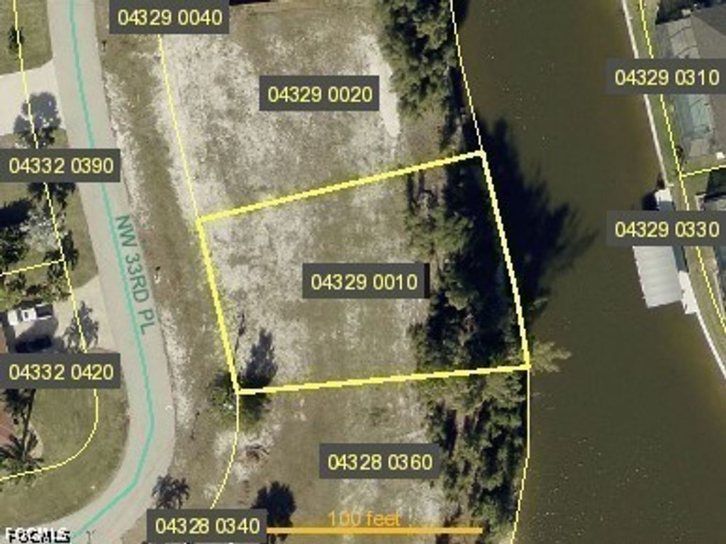 2305 Nw 33rd Pl, Cape Coral