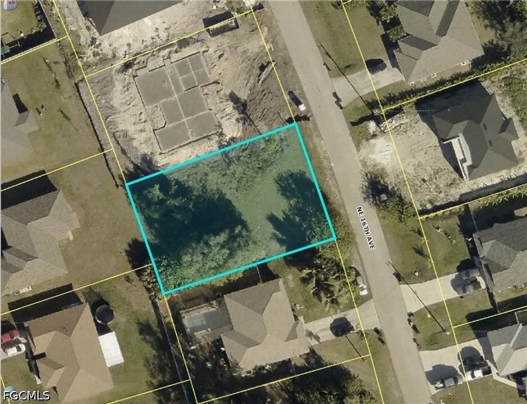 3746 Ne 16th Ave, Cape Coral