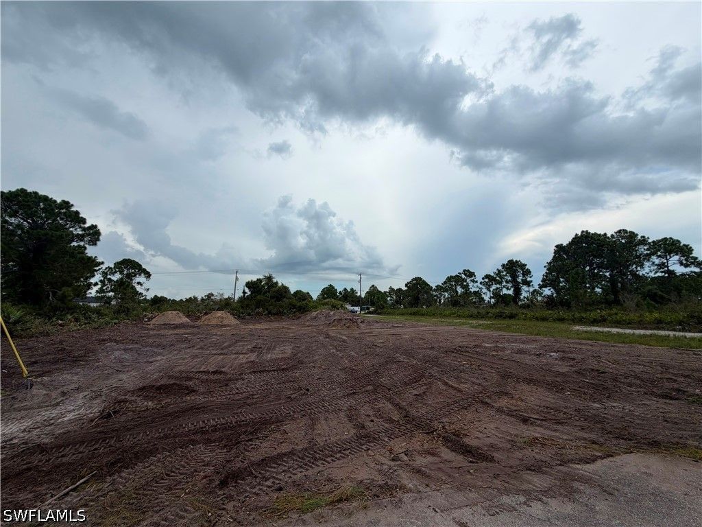 2900 41st St W, Lehigh Acres
