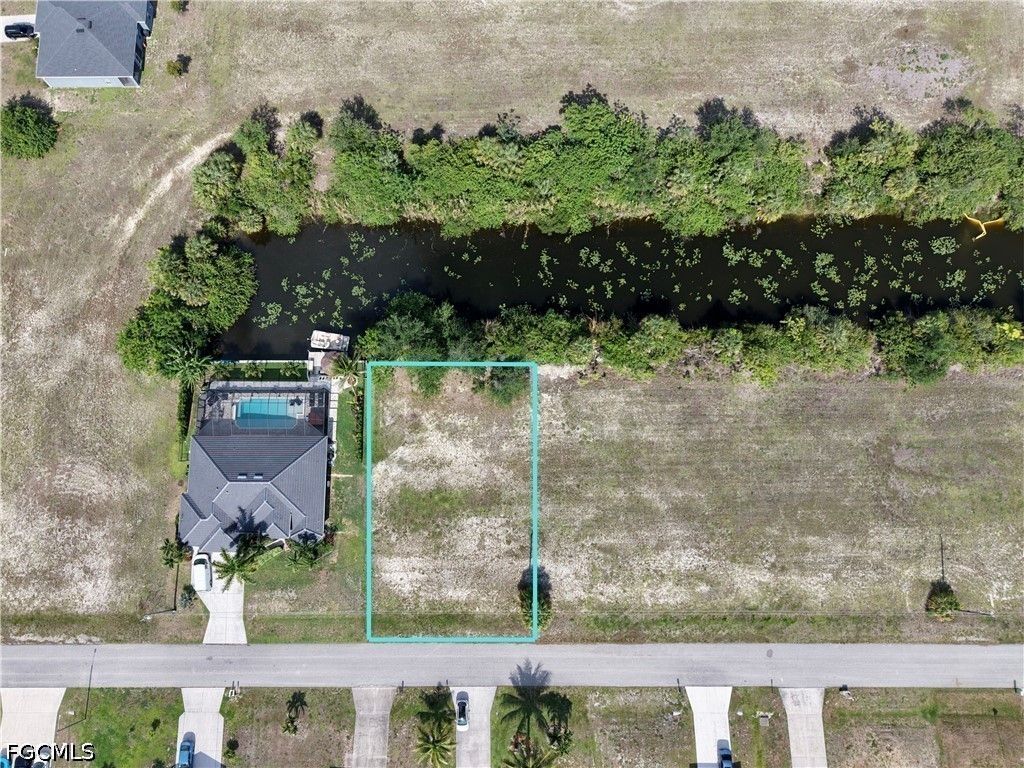 2007 Ne 18th Pl, CAPE CORAL