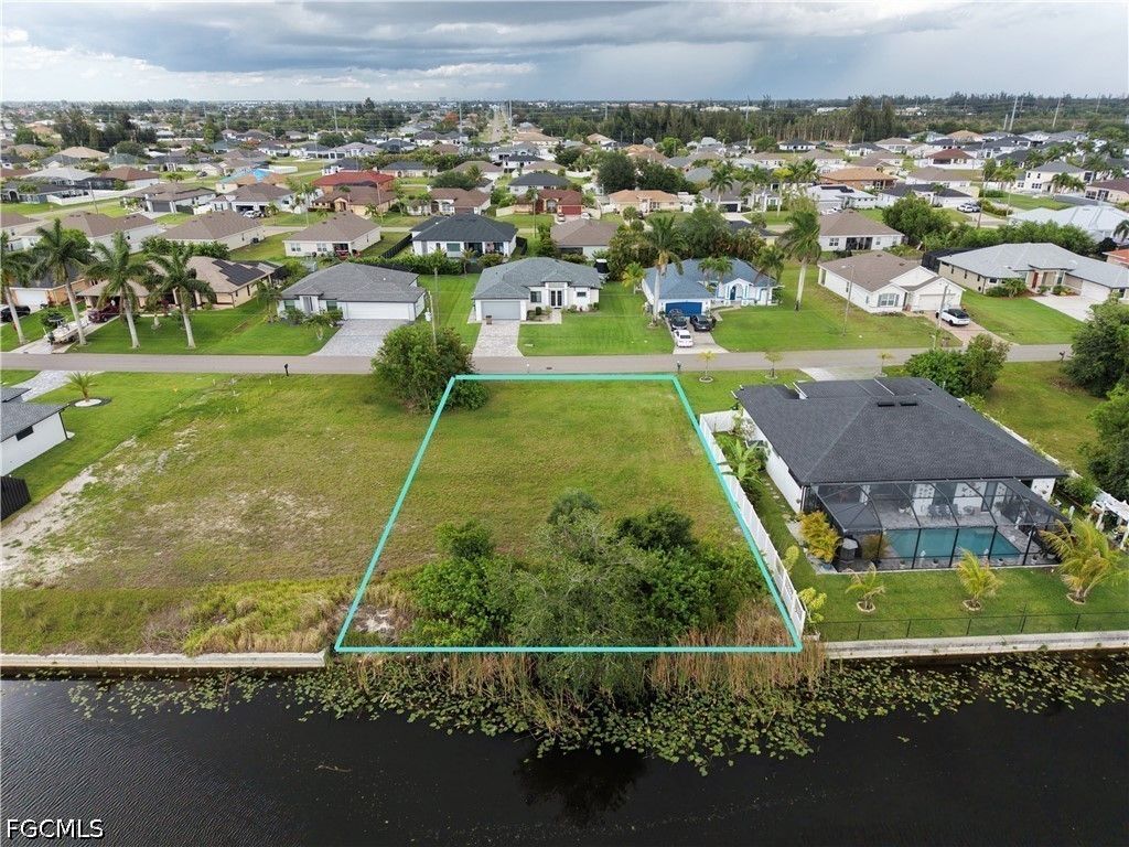 340 Sw 26th Ave, CAPE CORAL