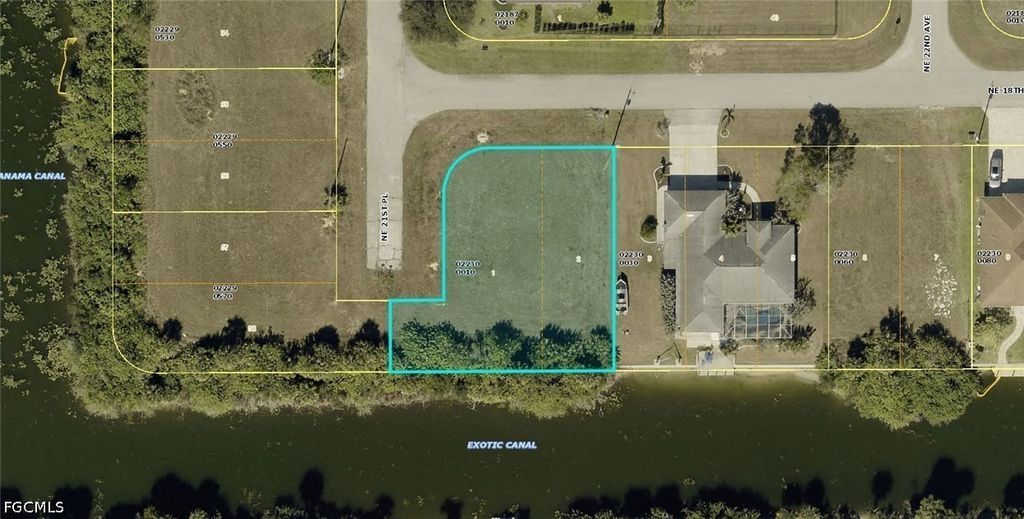 2122 Ne 18th St, CAPE CORAL
