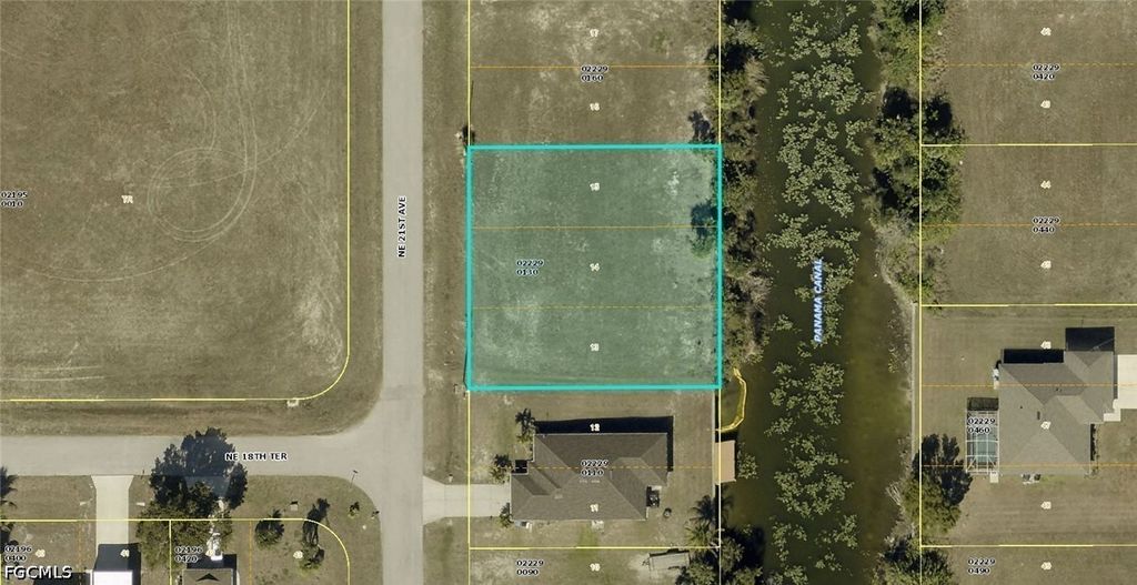 1819 Ne 21st Ave, CAPE CORAL