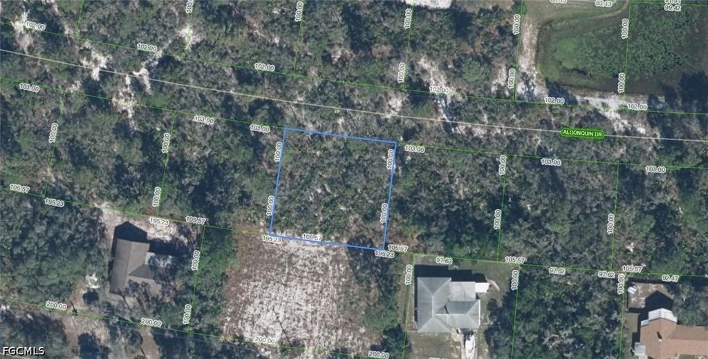 2001 Algonquin Dr, SEBRING