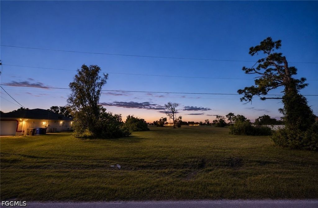1622 Nw 3rd Pl, CAPE CORAL