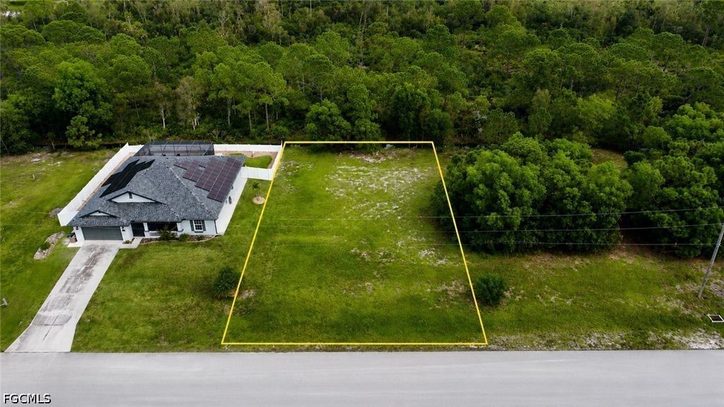 3805 Nw 48th Ter, Cape Coral