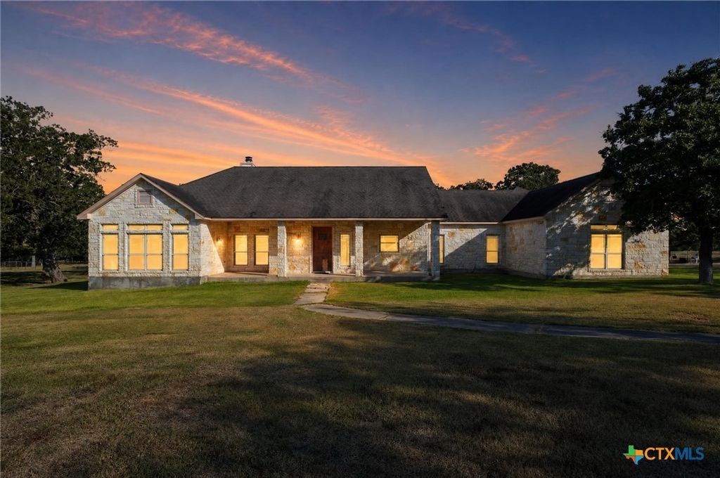 986 High Grove Road, Cedar Creek