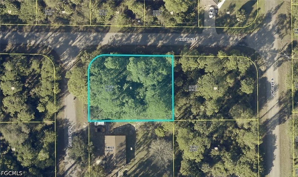 305 Loire Ave S, LEHIGH ACRES