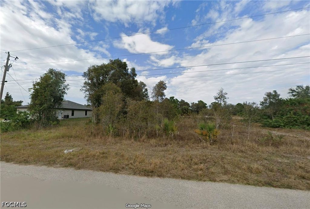 126 Paxton St, Lehigh Acres