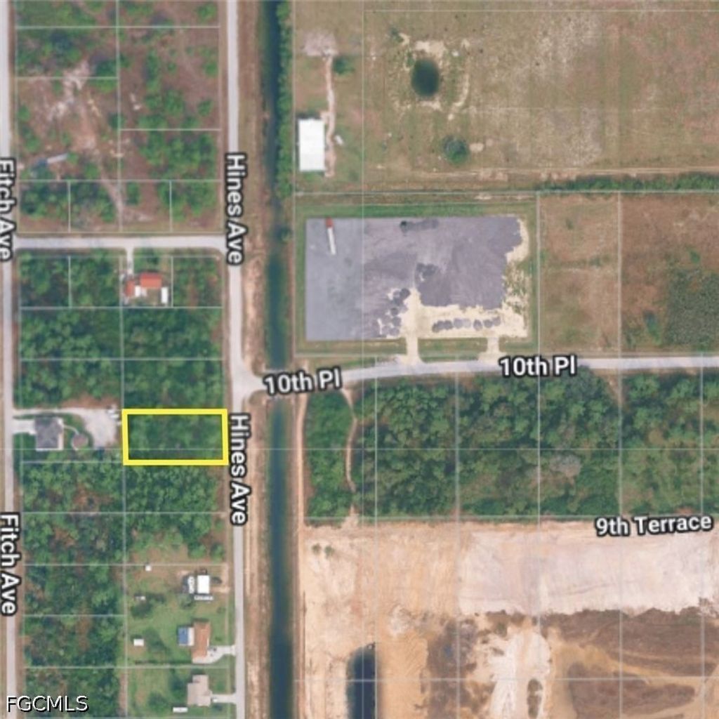 917 Hines Ave, LEHIGH ACRES