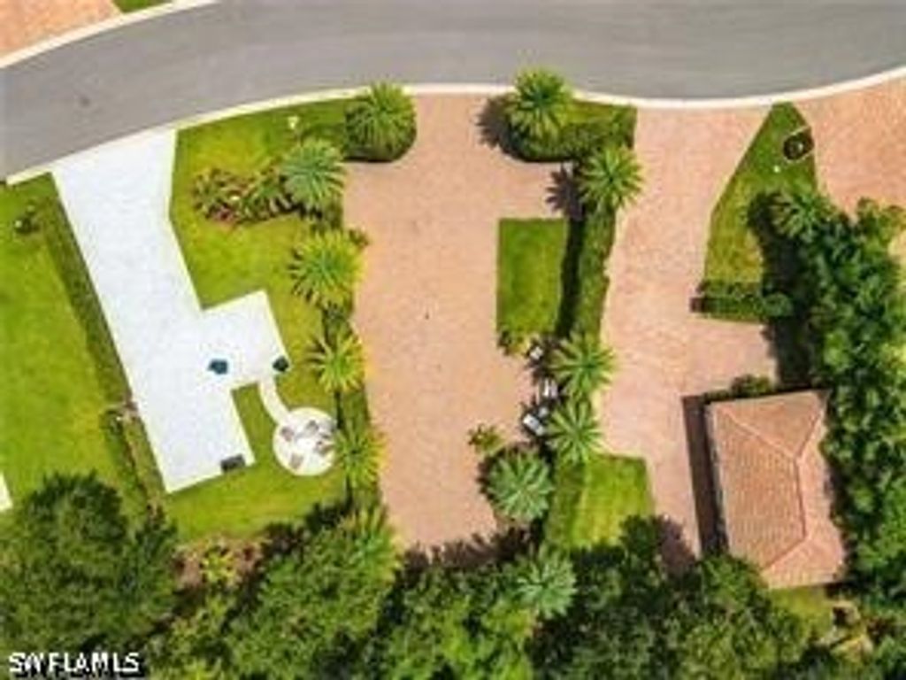 13656 Golden Palms Cir, Fort Myers