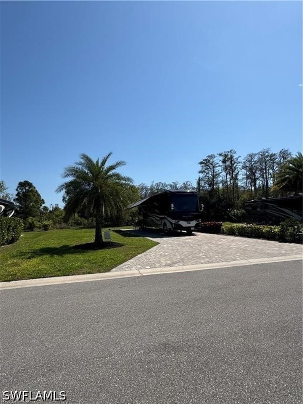 13718 Golden Palms Cir, Fort Myers