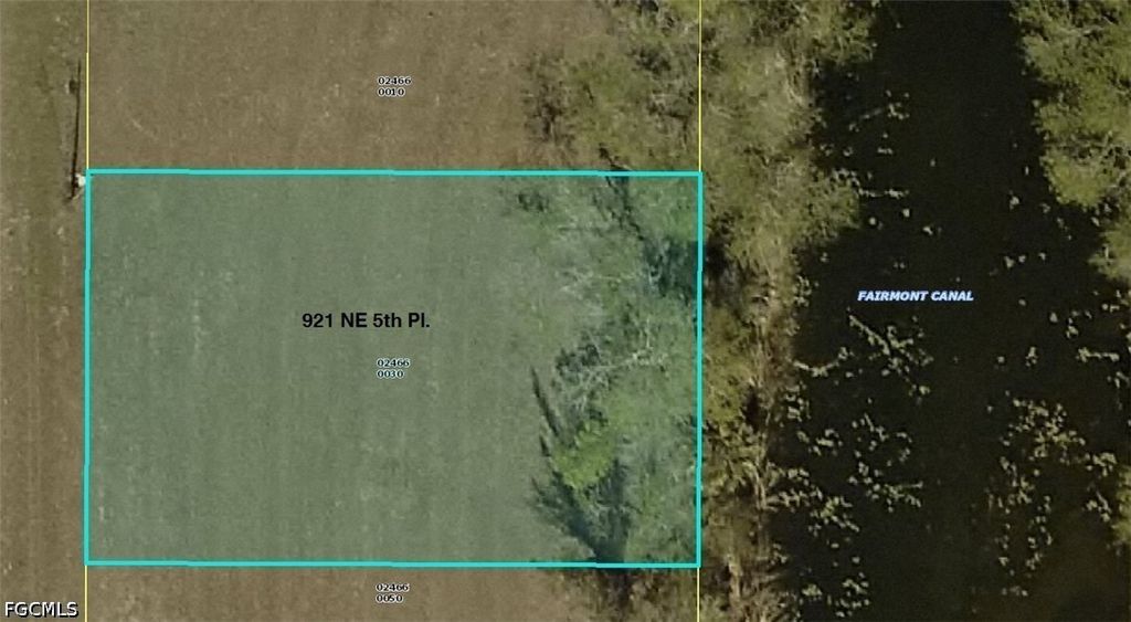 921 Ne 5th Pl, Cape Coral
