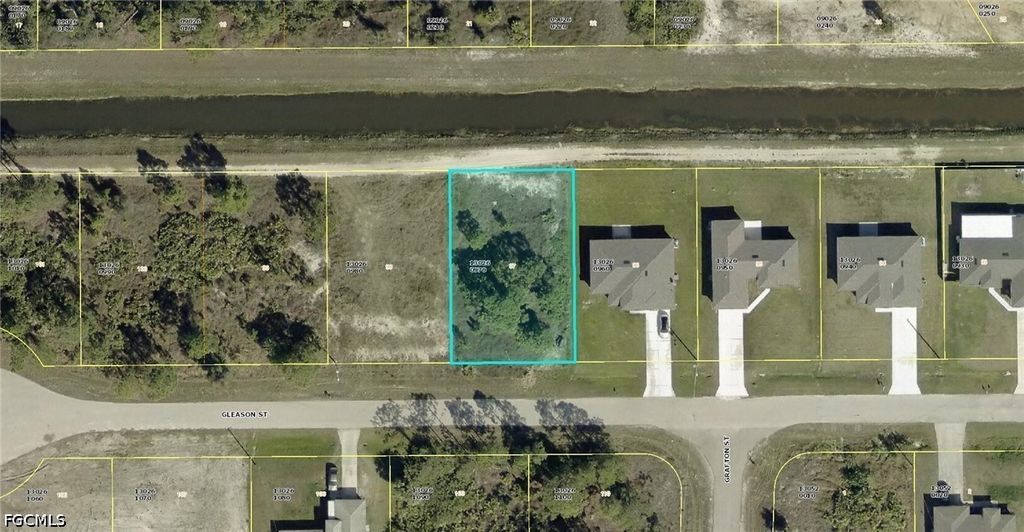 925 Gleason St, LEHIGH ACRES