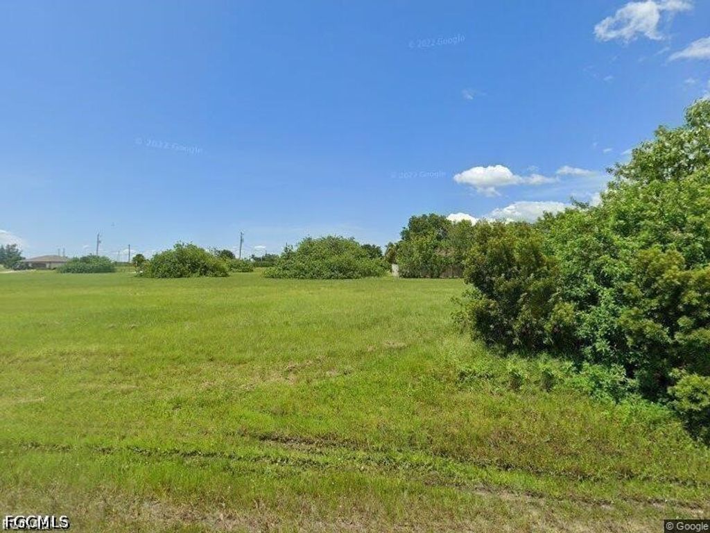2925 Tropicana Pkwy W, CAPE CORAL