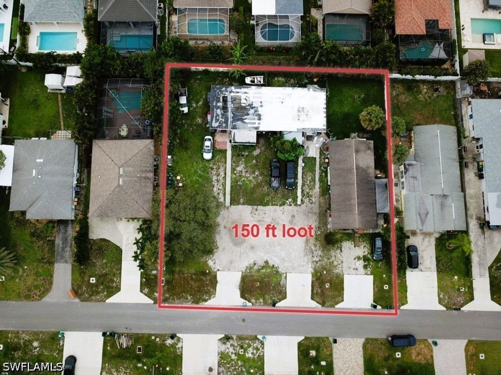 618 99th Ave N, Naples