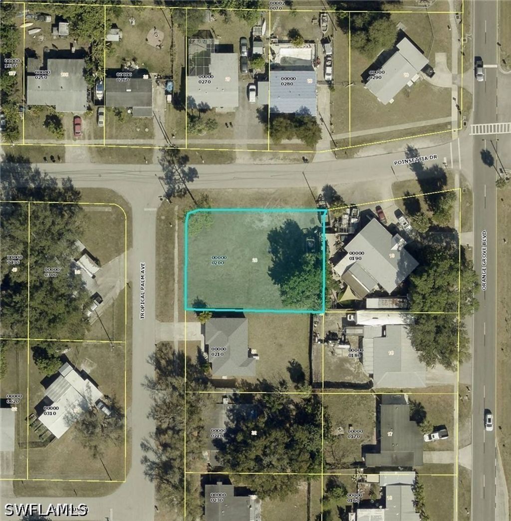 998 Tropical Palm Ave, North Fort Myers