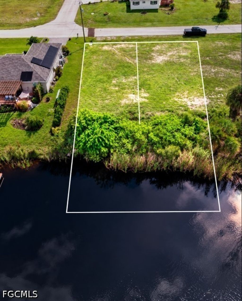 2110 Nw 6th Pl, Cape Coral