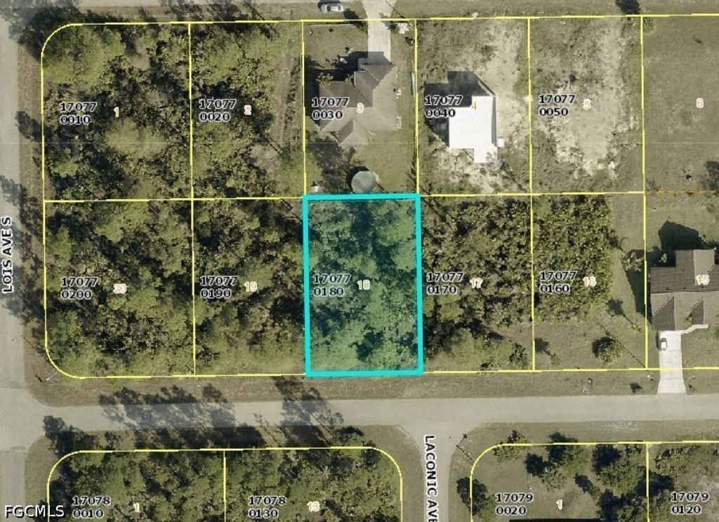 1135 Crstwood St E, Lehigh Acres