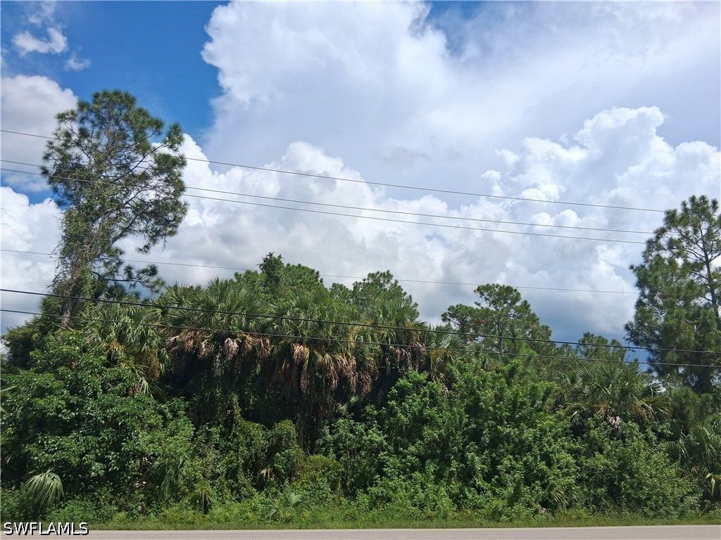 496 Wilson Blvd N, Naples