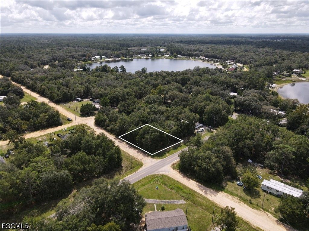 416 Trenton St St, Interlachen