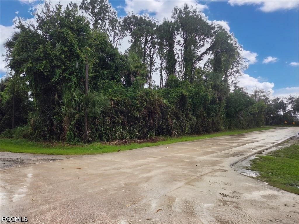 523 San Jose St, NORTH FORT MYERS